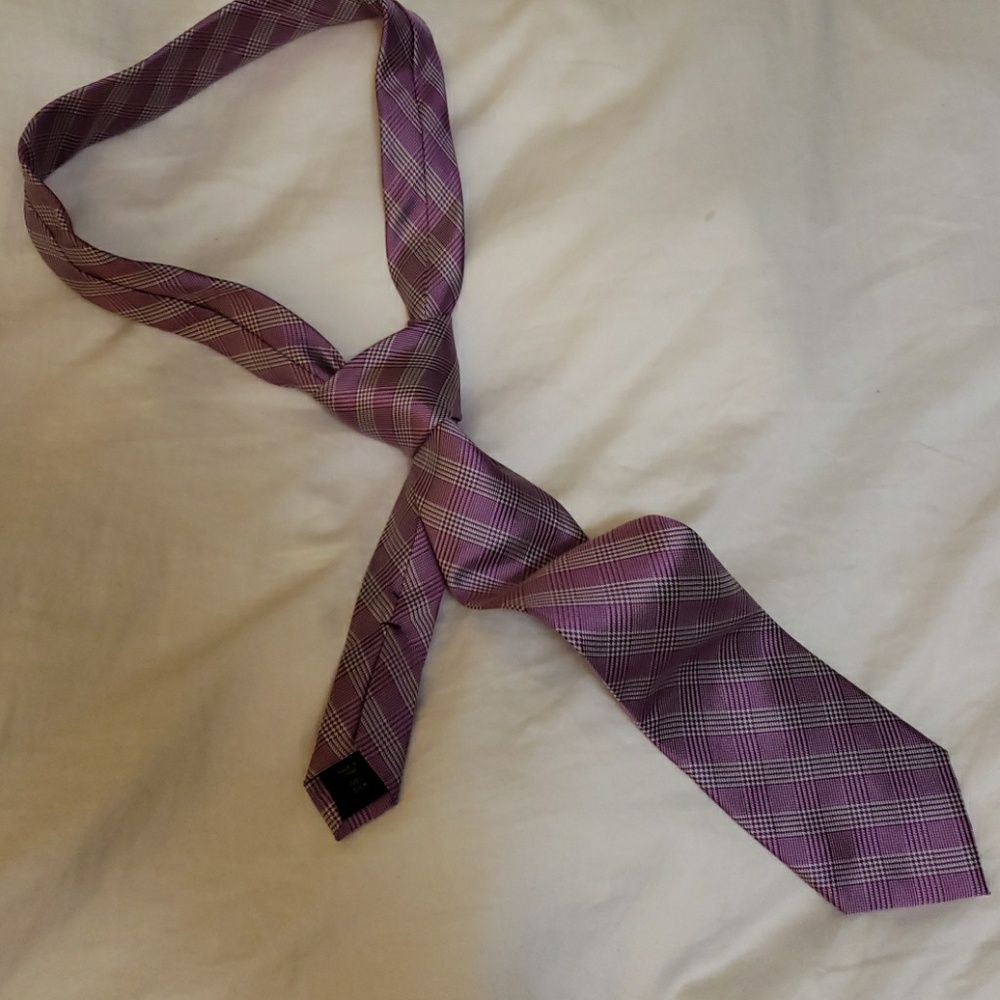 MICHAEL KORS tie - 3" width